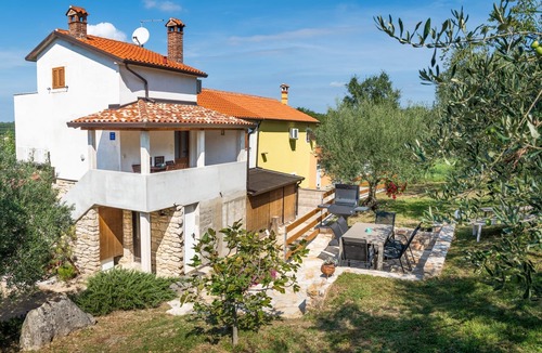 Vardica Apartment | Three bedroom apartment with terrace Gornji Picudo, Umag (A-22354-a)