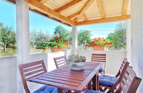 Vardica Apartment | Three bedroom apartment with terrace Gornji Picudo, Umag (A-22354-a)