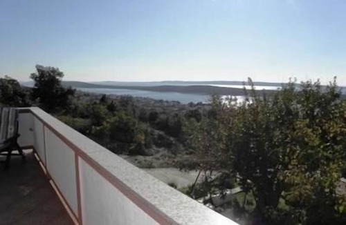 Banjol Apartment | Three bedroom apartment with terrace and sea view Banjol, Rab (A-16647-a)