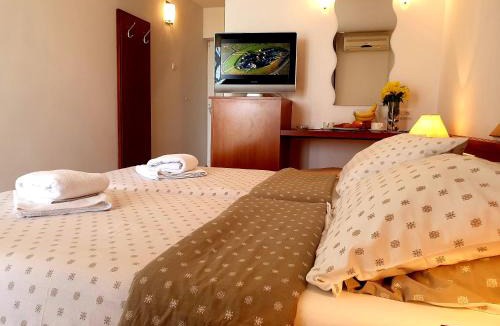 Omis Hotel | Tourist Settlement Brzet