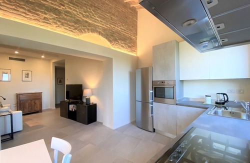 Siena Historical Center Apartment | TRA LE MURA-central apartment in Siena