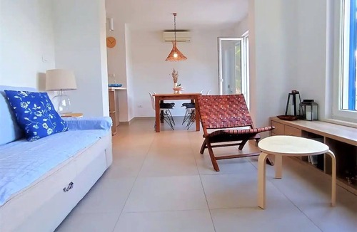 Sobra Apartment | Two bedroom apartment near beach Sobra, Mljet (A-22329-a)
