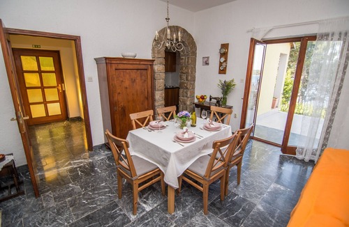 Cove Murtar Apartment | Two bedroom apartment with terrace and sea view Mali Lošinj, Lošinj (A-8093-a)