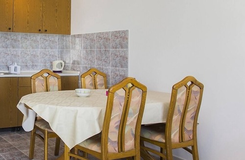 Putnikovic Apartment | Two bedroom apartment near beach Žuronja, Pelješac (A-14095-a)
