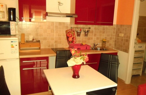 Opric Apartment | Two bedroom Apartment Biro Kestenovi A1 near Opatija