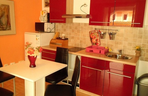 Opric Apartment | Two bedroom Apartment Biro Kestenovi A1 near Opatija