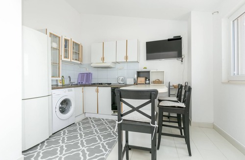 Necujam Apartment | Two bedroom apartment with terrace Nečujam, Šolta (A-18993-a)