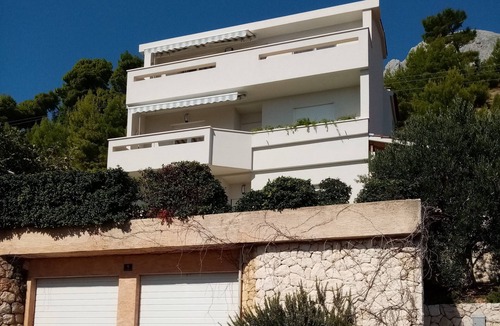 Marusici Apartment | Two bedroom apartment with balcony and sea view Marušići, Omiš (A-25687-a)