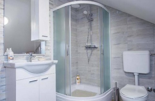 Netretic Apartment | Two bedroom apartment (pet friendly) Jakovci Netreticki, Karlovac (A-20495-a)