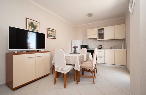 Povljana Apartment | Two bedroom apartment with terrace and sea view Povljana, Pag (A-6298-b)