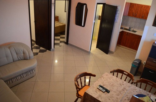 Primosten Burnji Apartment | Two bedroom apartment with terrace and sea view Bilo (Primošten) (A-12434-b)