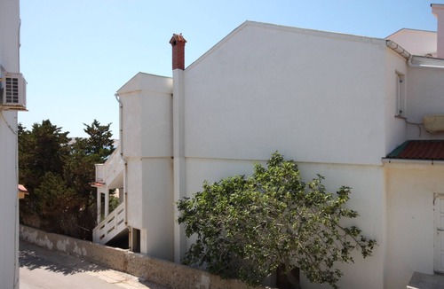 Kustici Apartment | Two bedroom apartment near beach Kustići (Pag) (A-4129-d)