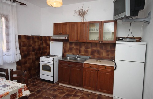 Metajna Apartment | Two bedroom apartment near beach Metajna, Pag (A-6352-c)