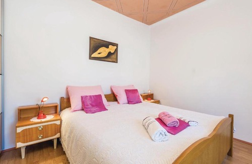 Zlobin Apartment | Two-Bedroom Apartment in Zlobin