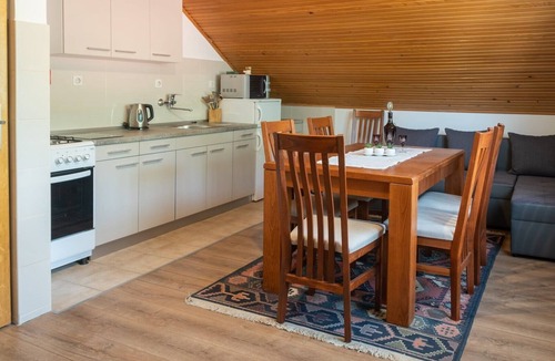 Lokve Apartment | Two-Bedroom Apartment Kremzar A2 in Lokve