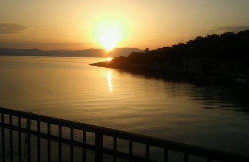 Donje Selo Apartment | Two bedroom apartment near beach Cove Donja Kruščica - Donja Krušica, Šolta (A-11146-a)