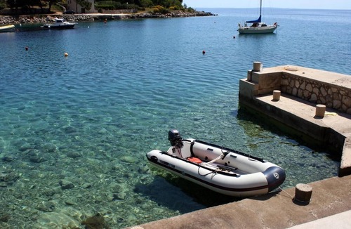 Potocnica Apartment | Two bedroom apartment near beach Potočnica, Pag (A-222-a)