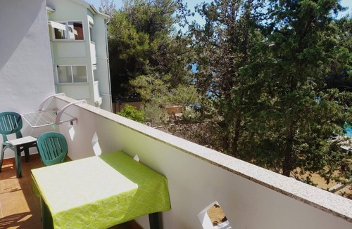Stara Novalja Apartment | Two bedroom apartment near beach Stara Novalja (Pag) (A-4153-a)