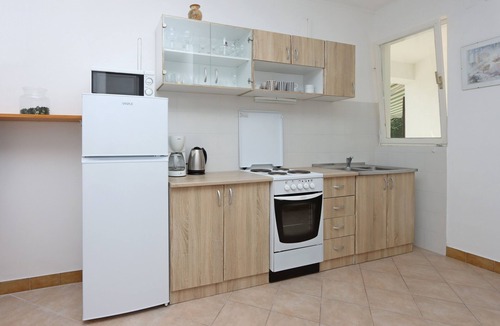Supetarska Draga Apartment | Two bedroom apartment near beach Supetarska Draga - Gonar, Rab (A-18650-c)