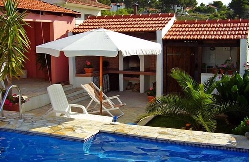 Maslinica Apartment | Two bedroom apartment with terrace Maslinica, Šolta (A-5180-a)