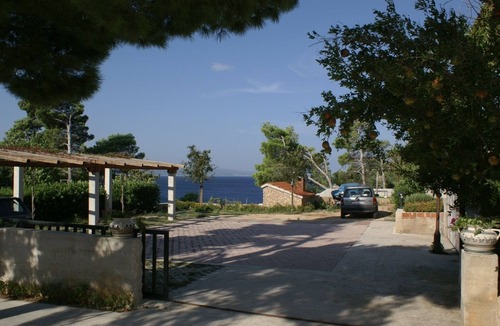Medici Apartment | Two bedroom apartment with terrace and sea view Medići, Omiš (A-1046-e)