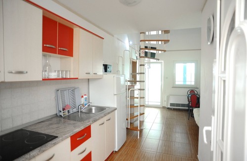 Caska Apartment | Two bedroom apartment with a swimming pool Caska, Pag (A-3085-a)