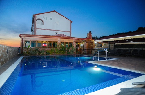 Caska Apartment | Two bedroom apartment with a swimming pool Caska, Pag (A-3085-a)