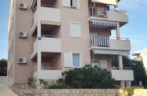 Novalja Apartment | Two bedroom apartment with terrace and sea view Novalja, Pag (A-6420-a)