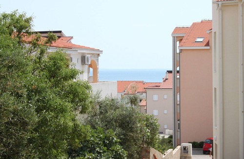 Novalja Apartment | Two bedroom apartment with terrace and sea view Novalja, Pag (A-6420-a)
