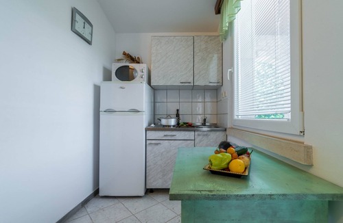 Krnica Apartment | Two bedroom apartment with a swimming pool Krnica, Marčana (A-7357-b)