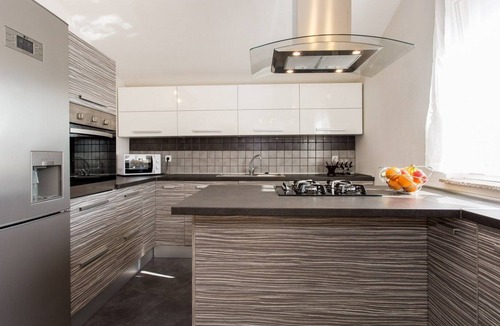Silo Apartment | Two bedroom apartment with terrace and sea view Šilo, Krk (A-19255-a)