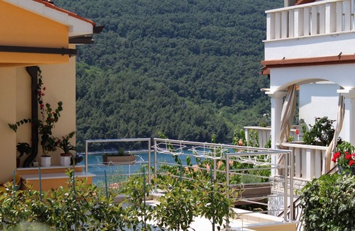 Duga Luka Apartment | Two bedroom apartment with terrace Duga Luka (Prtlog), Labin (A-5528-c)