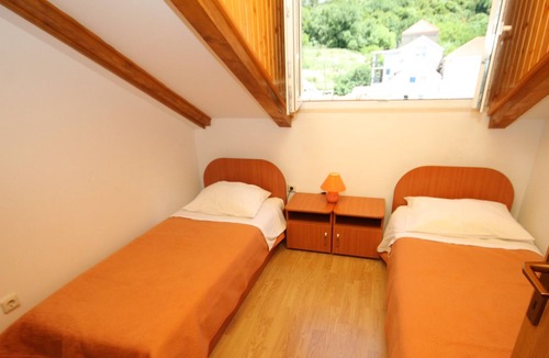 Mlini Apartment | Two bedroom apartment with balcony and sea view Mlini, Dubrovnik (A-8835-d)