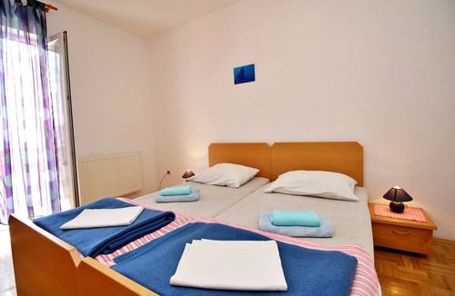 Silo Apartment | Two-bedroom Apartment with Balcony and Sea View