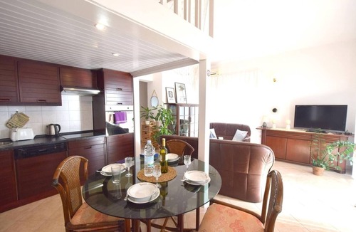 Pinezici Apartment | Two bedroom apartment with terrace Pinezići, Krk (A-20465-a)