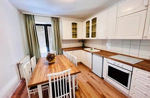 Lic Apartment | Two bedroom apartment with hot tub Lič, Gorski kotar (A-20420-a)