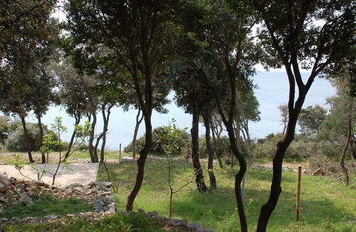 Lun Apartment | Two bedroom apartment with terrace and sea view Cove Mulobedanj, Pag (A-16285-a)