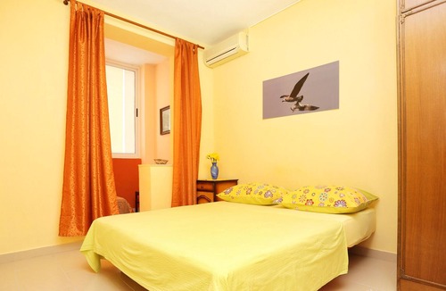 Omis Apartment | Two bedroom apartment with balcony Omiš (A-2738-c)