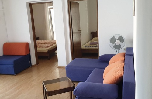 Razanac Apartment | Two bedroom apartment with terrace and sea view Ražanac, Zadar (A-6142-a)