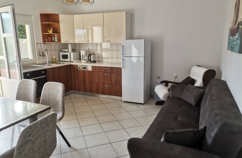 Supetarska Draga Apartment | Two bedroom apartment with a swimming pool Supetarska Draga - Donja, Rab (A-2019-c)