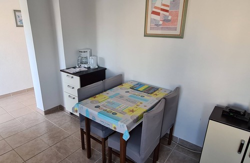 Barbat na Rabu Apartment | Two bedroom apartment with a swimming pool Barbat, Rab (A-4951-b)