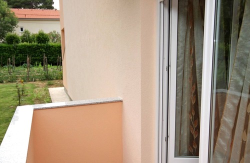 Palit Apartment | Two bedroom apartment with terrace Palit (Rab) (A-5028-a)