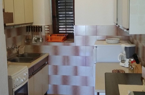Palit Apartment | Two bedroom apartment with terrace and sea view Rab (A-14427-a)