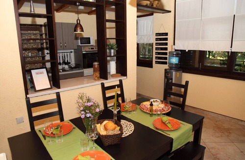 Pomer House | Under the Walnut Tree Pomer - Family & pet-friendly, big lawn, greenery, nature