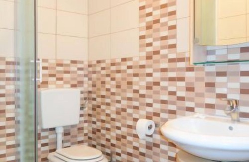 Milohnici Apartment | Urdih (KRK316) by Interhome