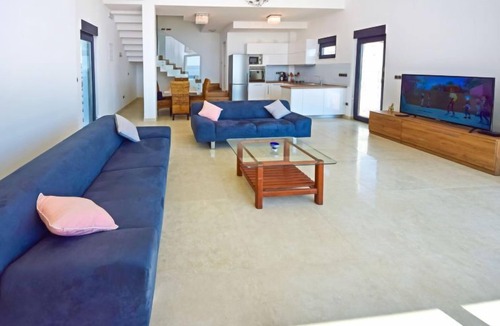 Okrug Gornji House | Vacation home Andrea by Interhome