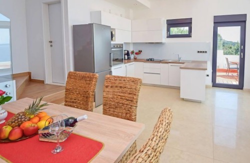 Okrug Gornji House | Vacation home Andrea by Interhome