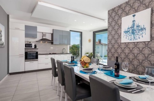 Zurkovo House | Vacation home Albi by Interhome