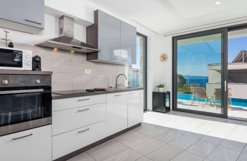 Zurkovo House | Vacation home Albi by Interhome
