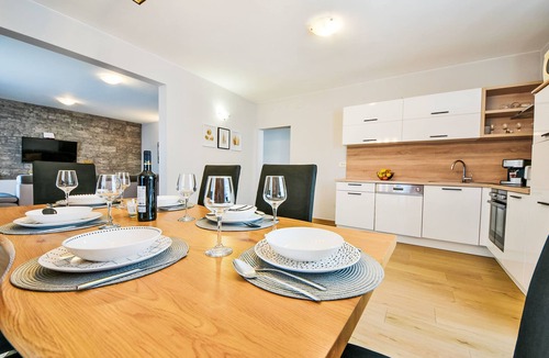 Smilcic House | Vacation home Anić by Interhome